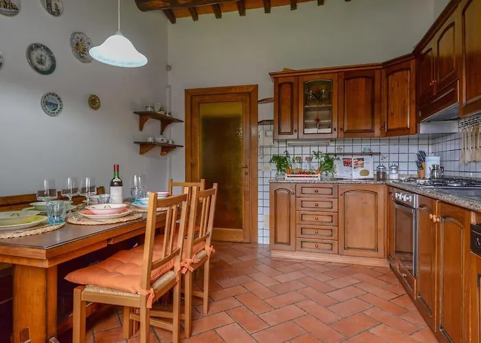 Sambuca, Splendido Giardino Nel Chianti