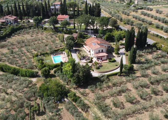 Villa Il Borraccio - Apartments Suite Azalea